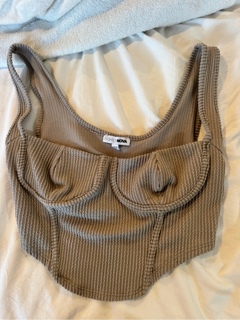 Neutral bundle set Crop Tops
